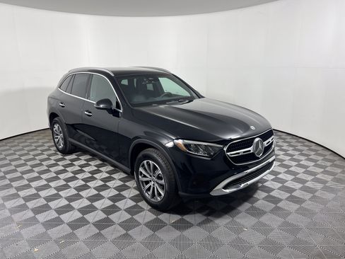 Used 2026 Mercedes-Benz GLC 300 image 7