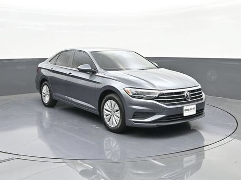 Used 2020 Volkswagen Jetta R-Line FWD image 21