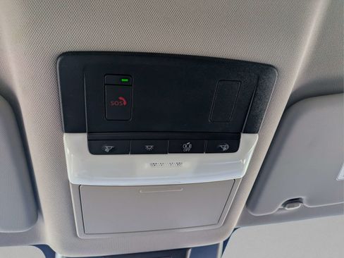 Used 2026 Nissan Rogue SV FWD image 20