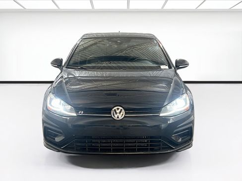 Used 2018 Volkswagen Golf R 4-Door image 2