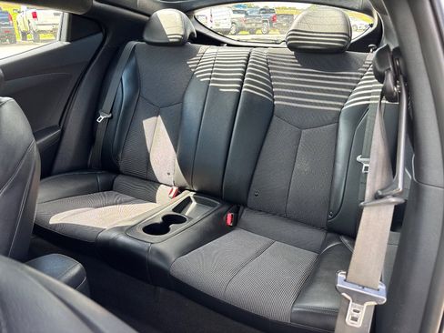 Used 2016 Hyundai Veloster w/ Option Group 02 FWD image 17