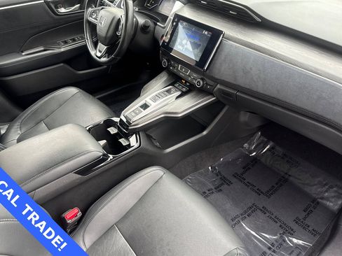 Used 2018 Honda Clarity Touring image 16