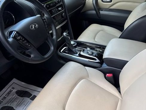 Used 2023 INFINITI QX80 Premium Select w/ Cargo Package AWD/4WD image 2