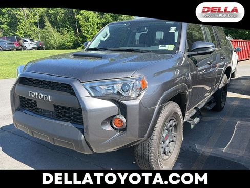 Used 2023 Toyota 4Runner TRD Off-Road Premium w/ Moonroof Package AWD/4WD image 1