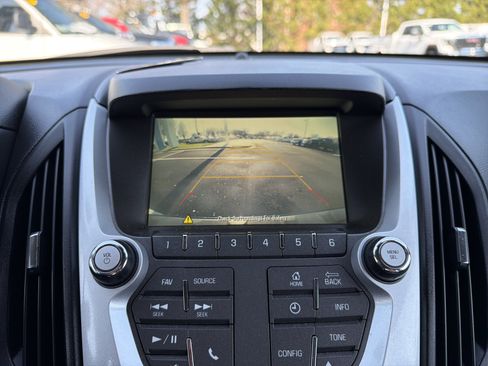 Used 2015 Chevrolet Equinox LT w/ Driver Convenience Package image 24