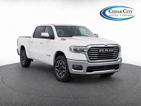Used 2025 RAM 1500 Laramie AWD/4WD image 2