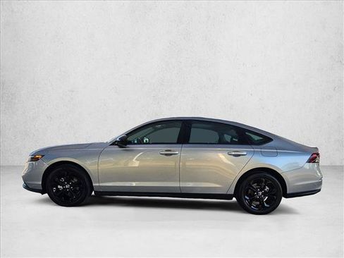 Used 2025 Honda Accord SE image 8