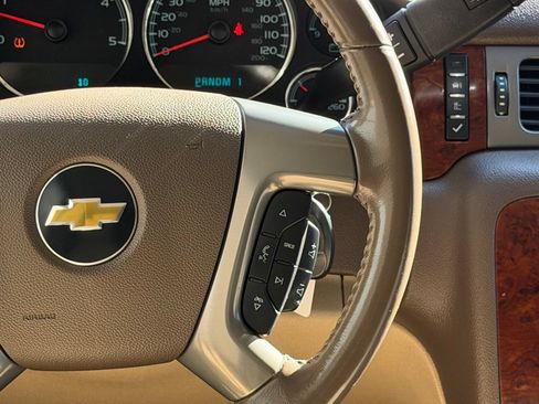 Used 2011 Chevrolet Silverado 2500 LTZ w/ LTZ Plus Package AWD/4WD image 20
