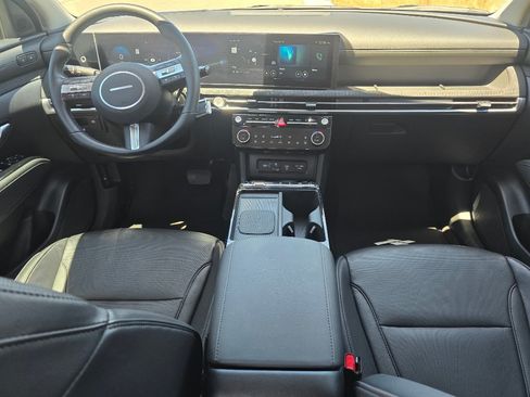 Used 2025 Hyundai Tucson Limited AWD/4WD image 27