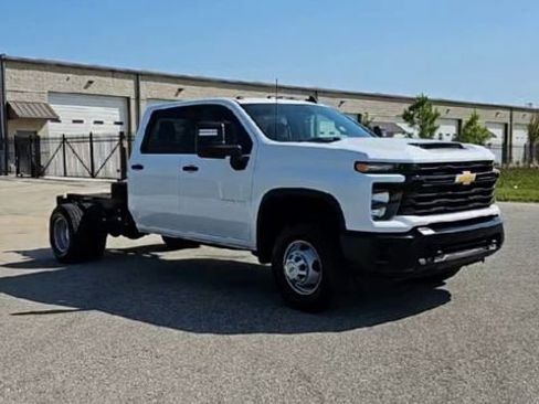 New 2026 Chevrolet Silverado 3500 W/T w/ WT Convenience Package AWD/4WD image 2