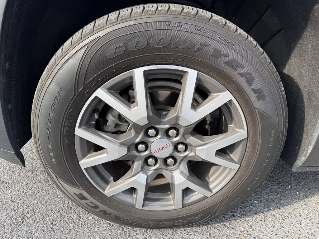 Used 2021 GMC Acadia SLE AWD/4WD image 15