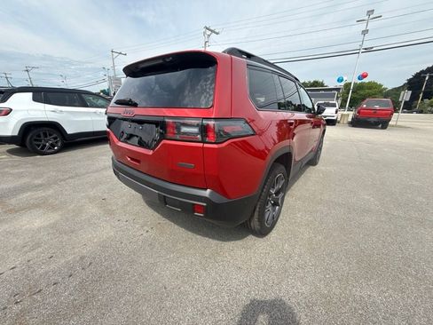 New 2026 Jeep Cherokee Overland w/ Trailer Tow Group AWD/4WD image 5