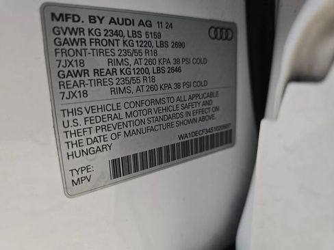Used 2025 Audi Q3 2.0T Premium AWD/4WD image 30