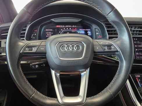 Used 2025 Audi Q7 3.0T Premium Plus AWD/4WD image 23