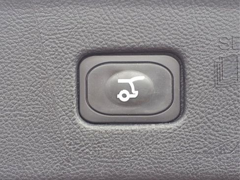 Used 2024 Ford Edge ST-Line image 26