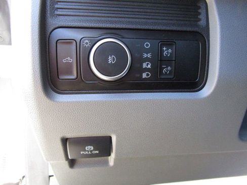 Used 2023 Ford F350 XL AWD/4WD image 13