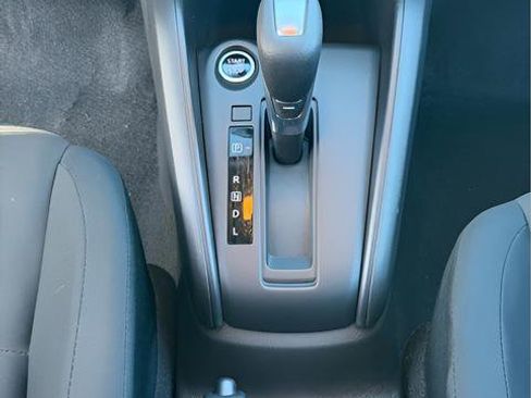 Certified 2025 Nissan Kicks Play S image 11