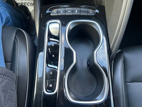 Used 2023 Buick Envision Essence AWD/4WD image 32