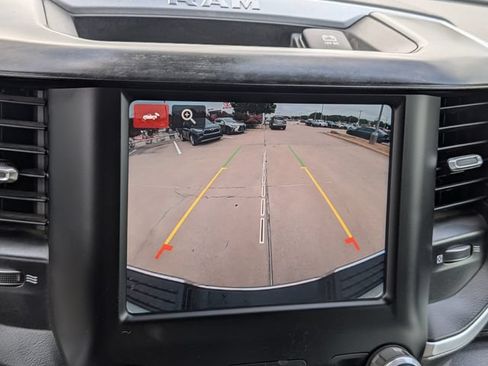 Used 2024 RAM 2500 Big Horn AWD/4WD image 17