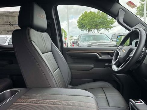 New 2026 Chevrolet Silverado 1500 High Country w/ Technology Package AWD/4WD image 13