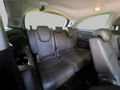 Used 2019 Honda Odyssey Elite image 8