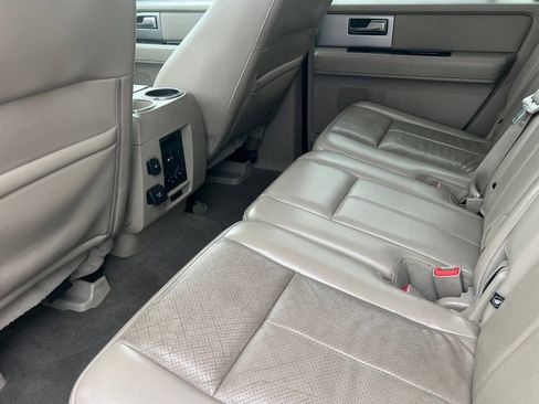 Used 2013 Ford Expedition EL Limited image 9
