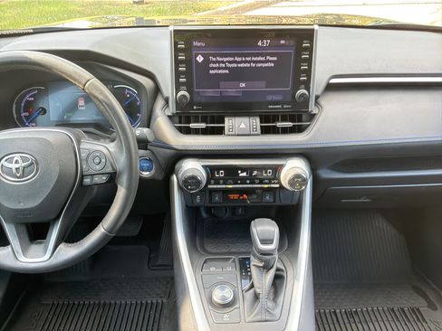 Used 2022 Toyota RAV4 XSE AWD/4WD image 30