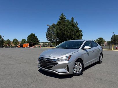 Used 2019 Hyundai Elantra SE