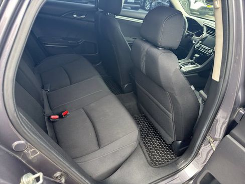 Used 2019 Honda Civic EX image 9