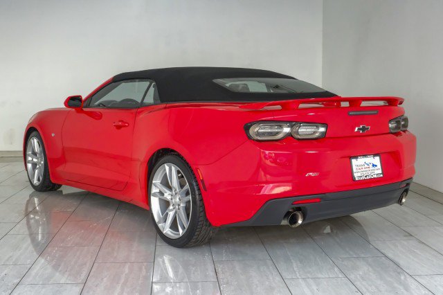 Used 2019 Chevrolet Camaro LT w/ RS Package RWD image 9