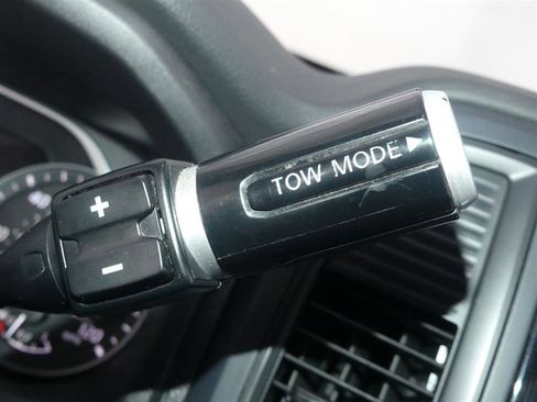 Used 2022 Nissan Titan S w/ S Utility Package image 30