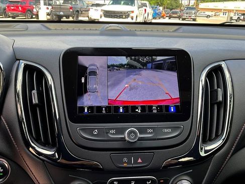 Used 2024 Chevrolet Equinox RS FWD image 15