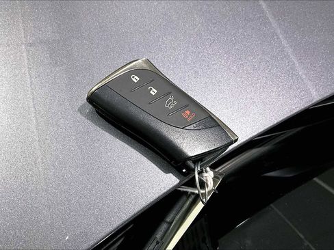 Used 2023 Lexus RX 500h F Sport image 14