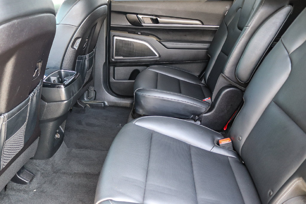 Certified 2024 Kia Telluride S w/ S Sunroof Package FWD image 17