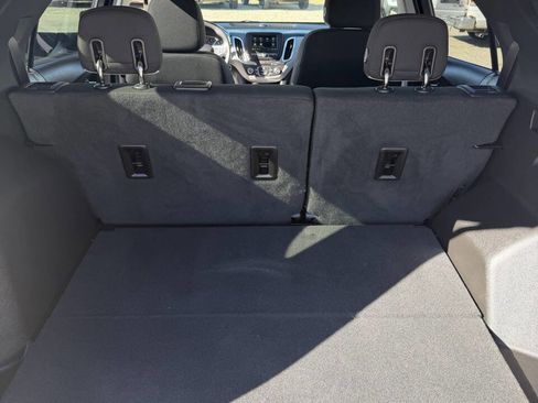 Used 2019 Chevrolet Equinox LT image 19