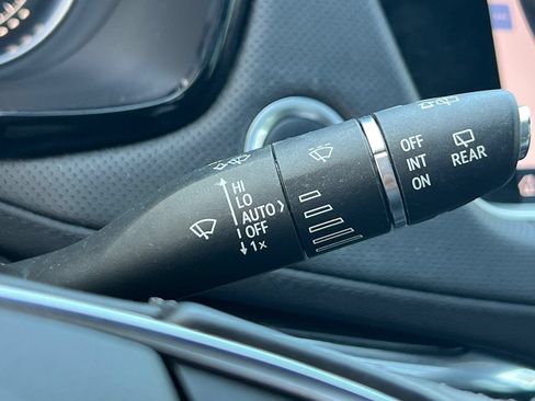 Used 2024 Cadillac XT5 Premium Luxury FWD image 36