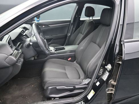 Used 2019 Honda Civic Sport image 10