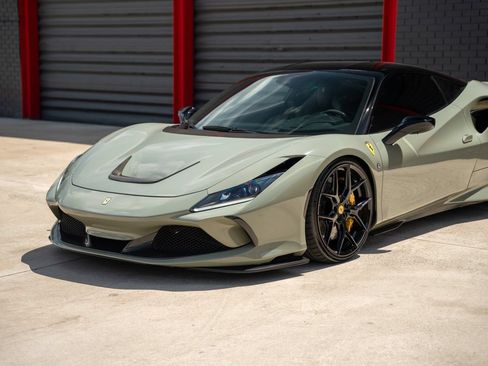 Used 2020 Ferrari F8 Tributo RWD image 3