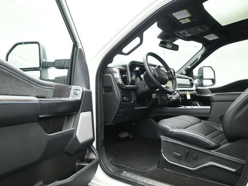 New 2026 Ford F250 Platinum image 8