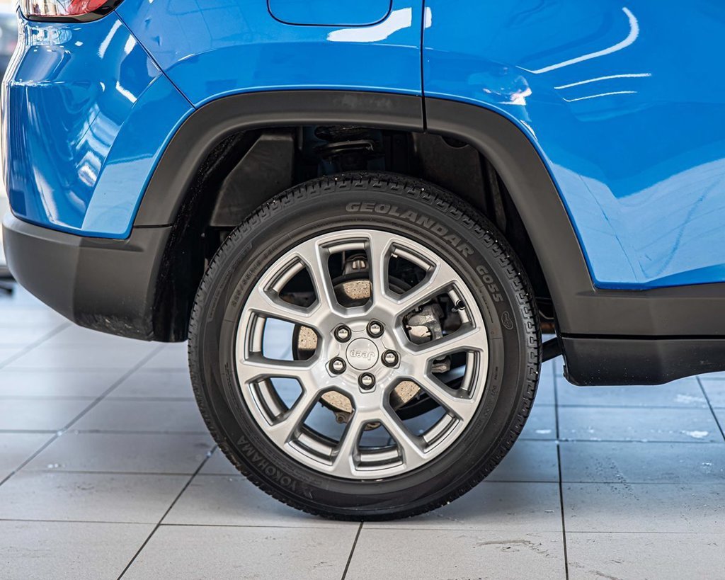 Used 2022 Jeep Compass Latitude AWD/4WD image 10