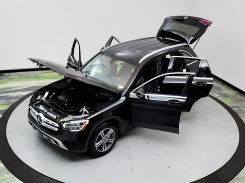 Used 2020 Mercedes-Benz GLC 300 4MATIC image 35