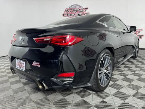Used 2018 INFINITI Q60 3.0t Luxe w/ Sensory Package 3.0T Luxe AWD/4WD image 28