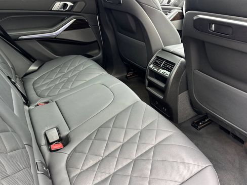 Used 2025 BMW X5 xDrive40i image 30