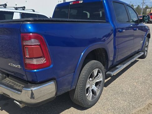 Used 2019 RAM 1500 Laramie AWD/4WD image 3