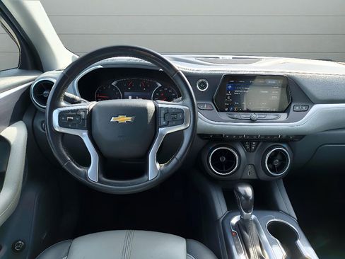 Used 2021 Chevrolet Blazer LT w/ Sound & Technology Package FWD image 27