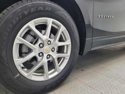 Used 2022 Chevrolet Equinox LS AWD/4WD image 31
