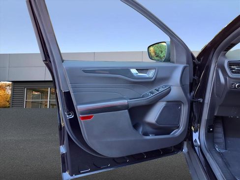 Used 2023 Ford Escape ST-Line w/ Tech Pack #1 image 14