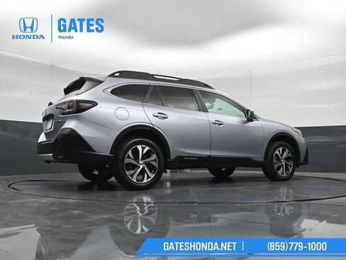 Used 2021 Subaru Outback Limited AWD/4WD image 40