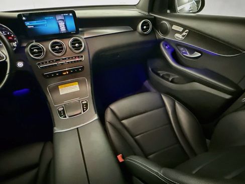 Used 2022 Mercedes-Benz GLC 300 image 30