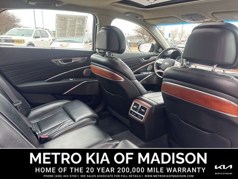 Used 2020 Kia K900 Luxury w/ VIP Package AWD/4WD image 36